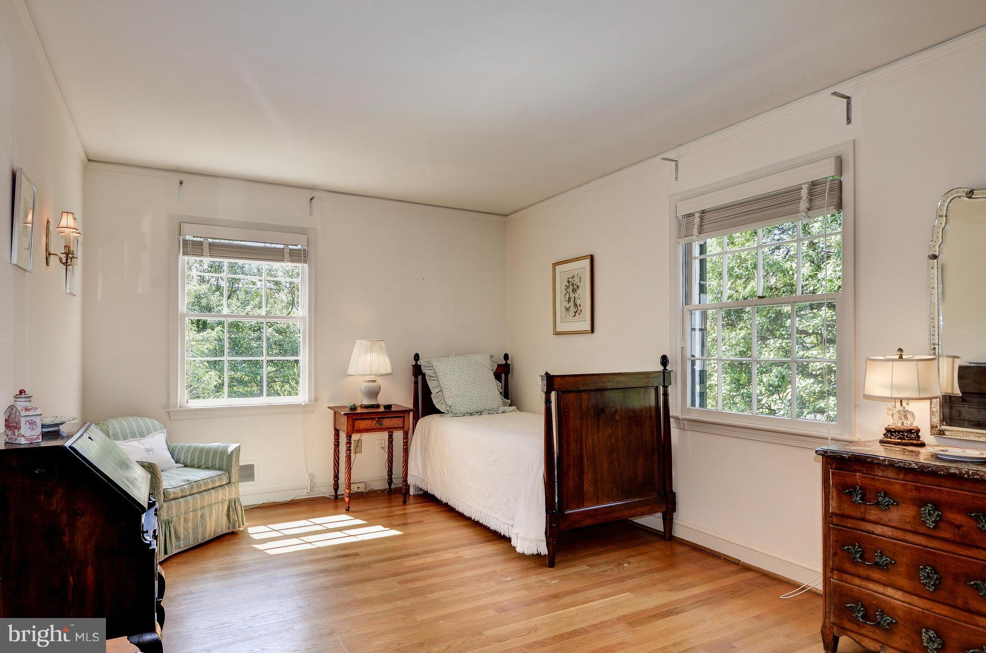 BERKLEY - Residential