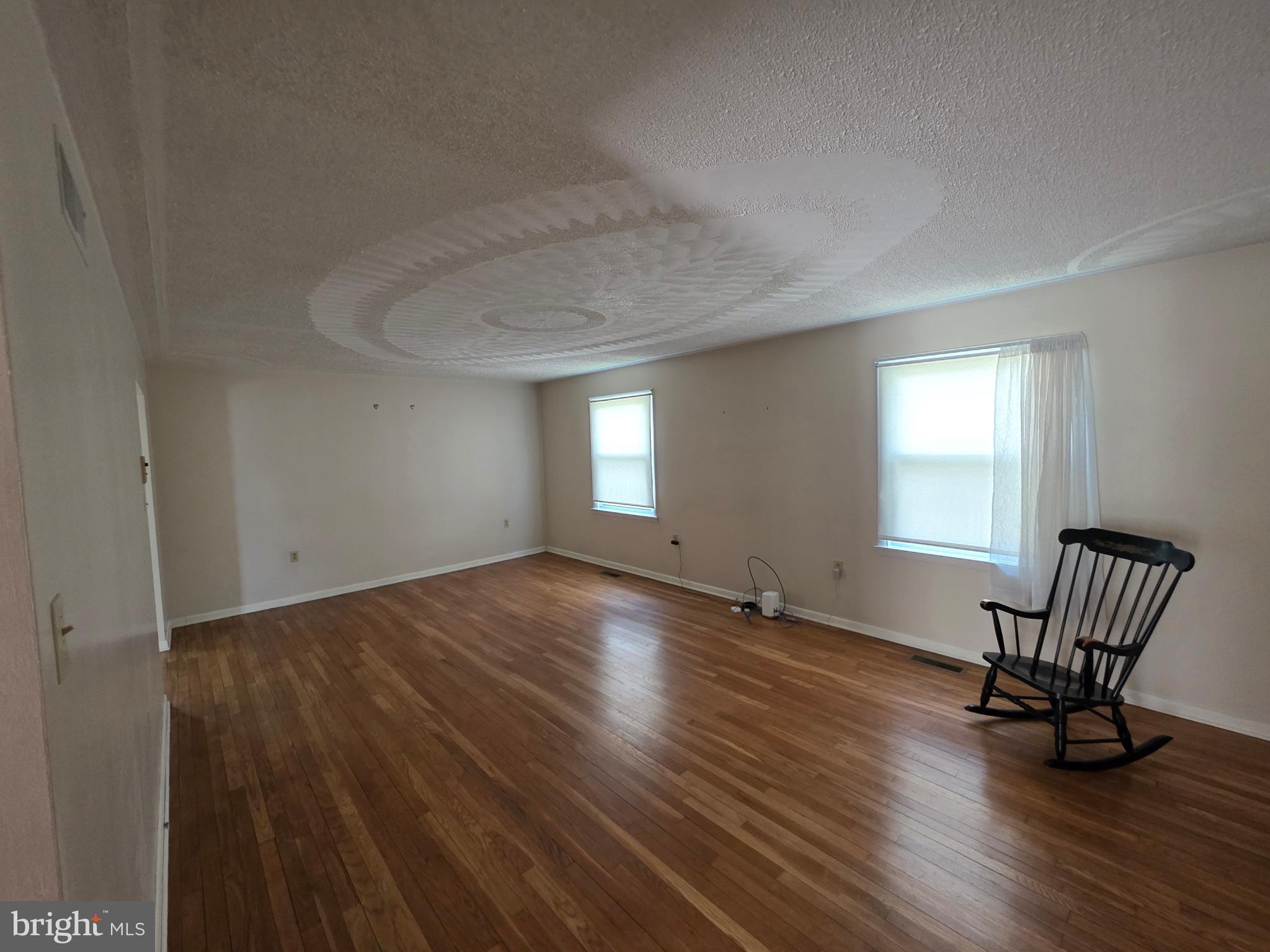 DEVON MANOR - Residential