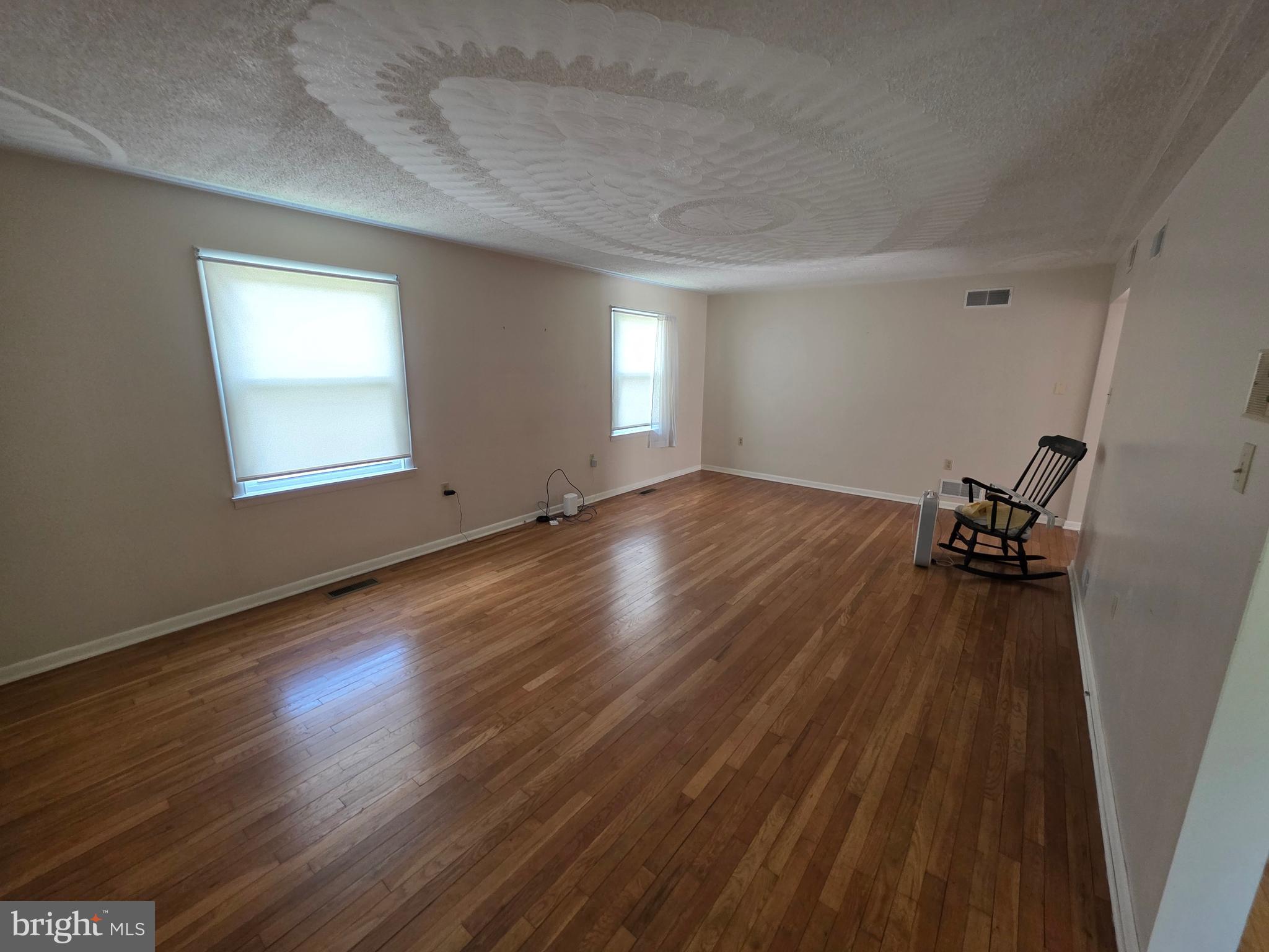 DEVON MANOR - Residential