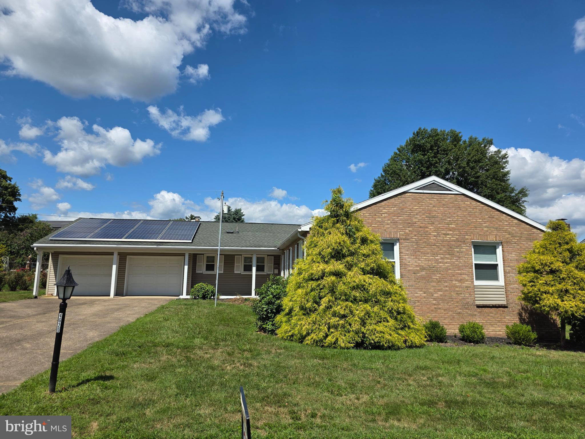 DEVON MANOR - Residential