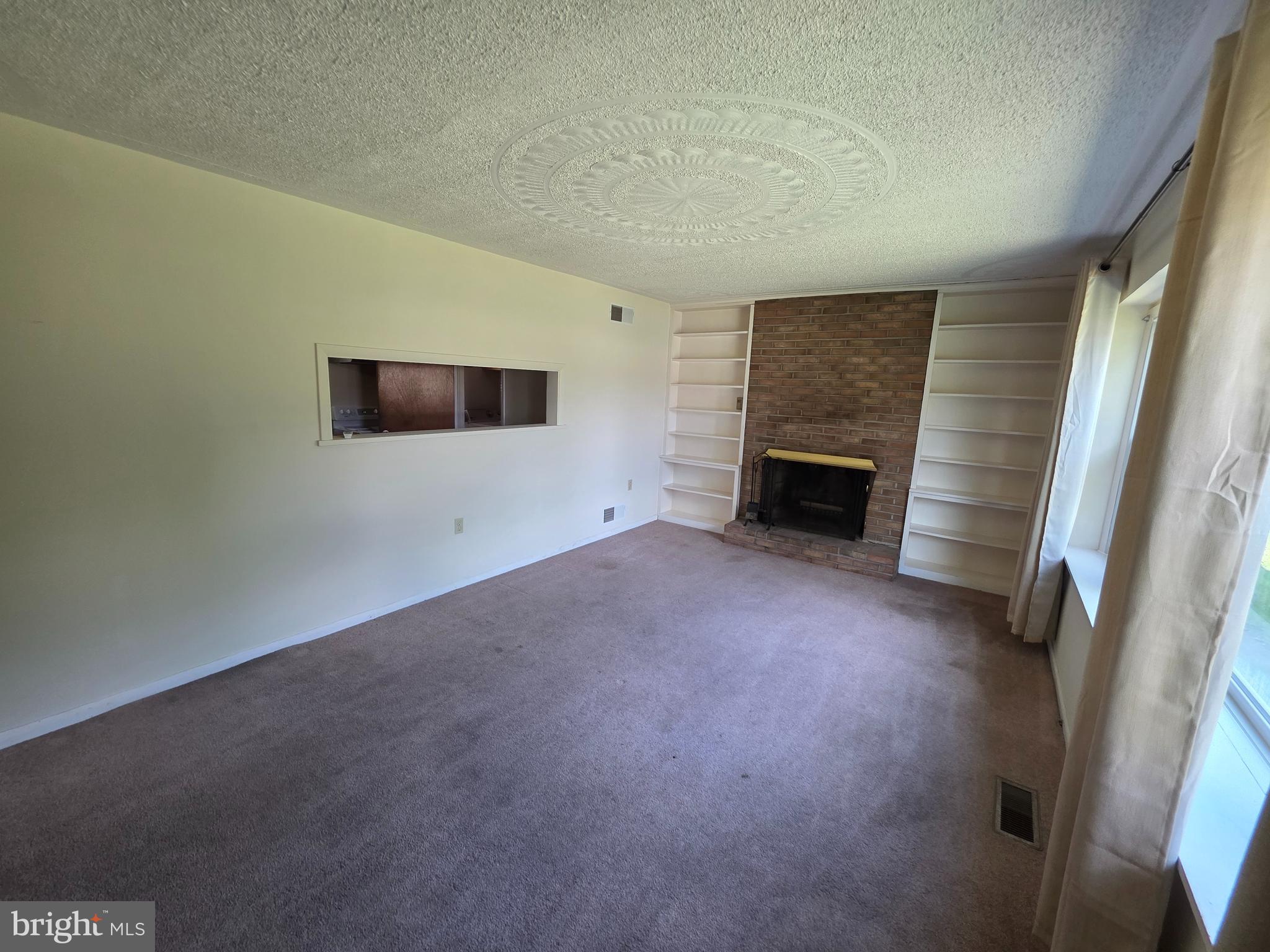 DEVON MANOR - Residential