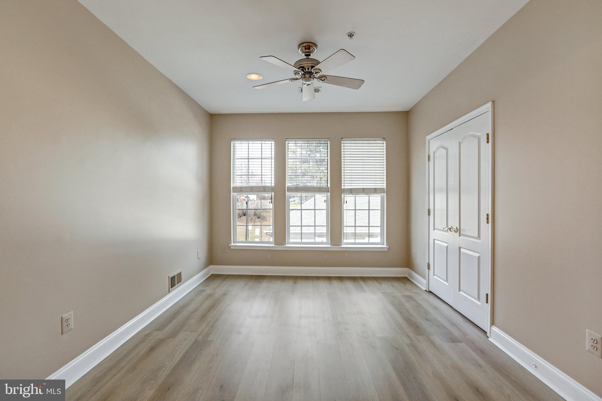 FIELDSTONE AT RIVER HILL - Residential