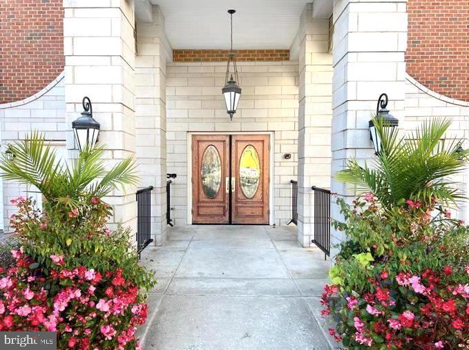 FIELDSTONE AT RIVER HILL - Residential