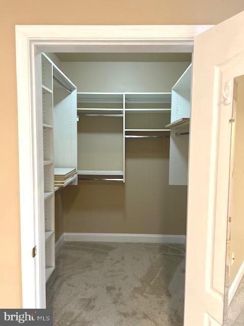 FIELDSTONE AT RIVER HILL - Residential