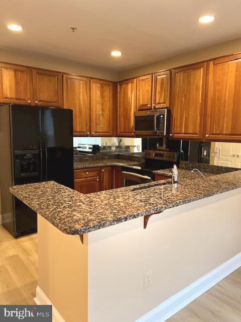 FIELDSTONE AT RIVER HILL - Residential