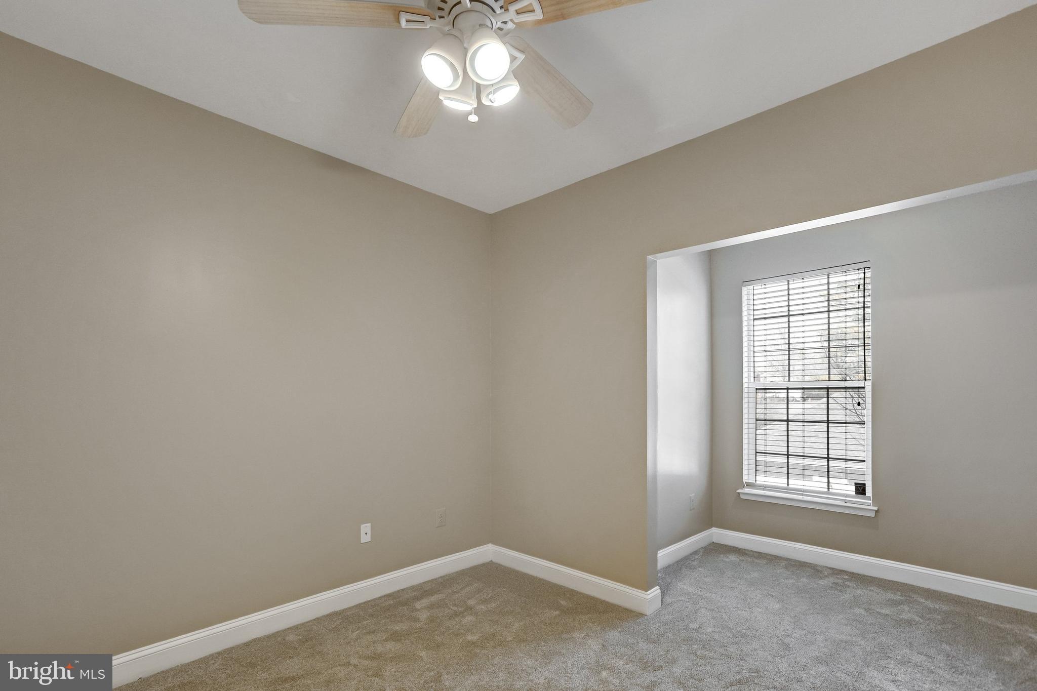 FIELDSTONE AT RIVER HILL - Residential