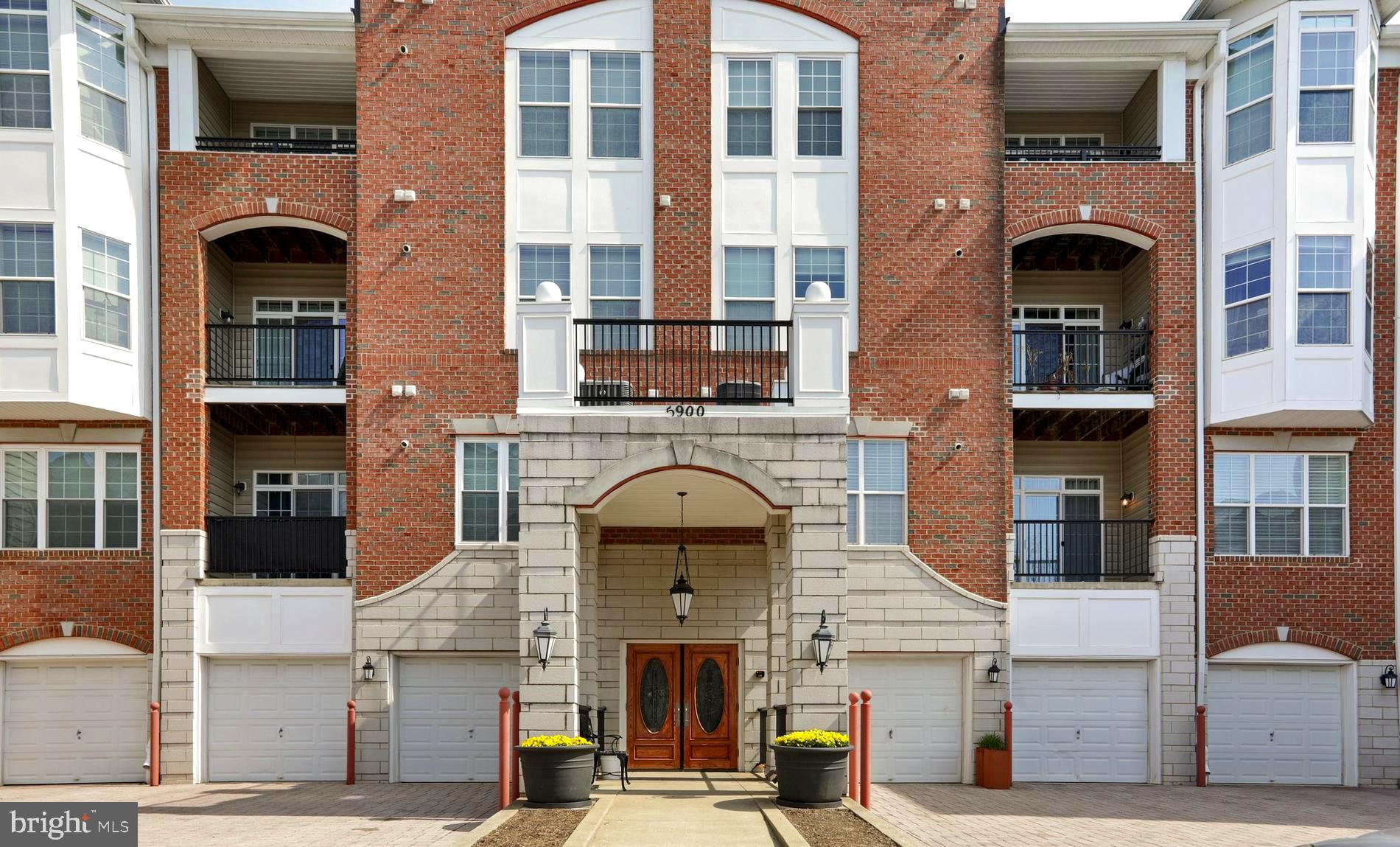 FIELDSTONE AT RIVER HILL - Residential