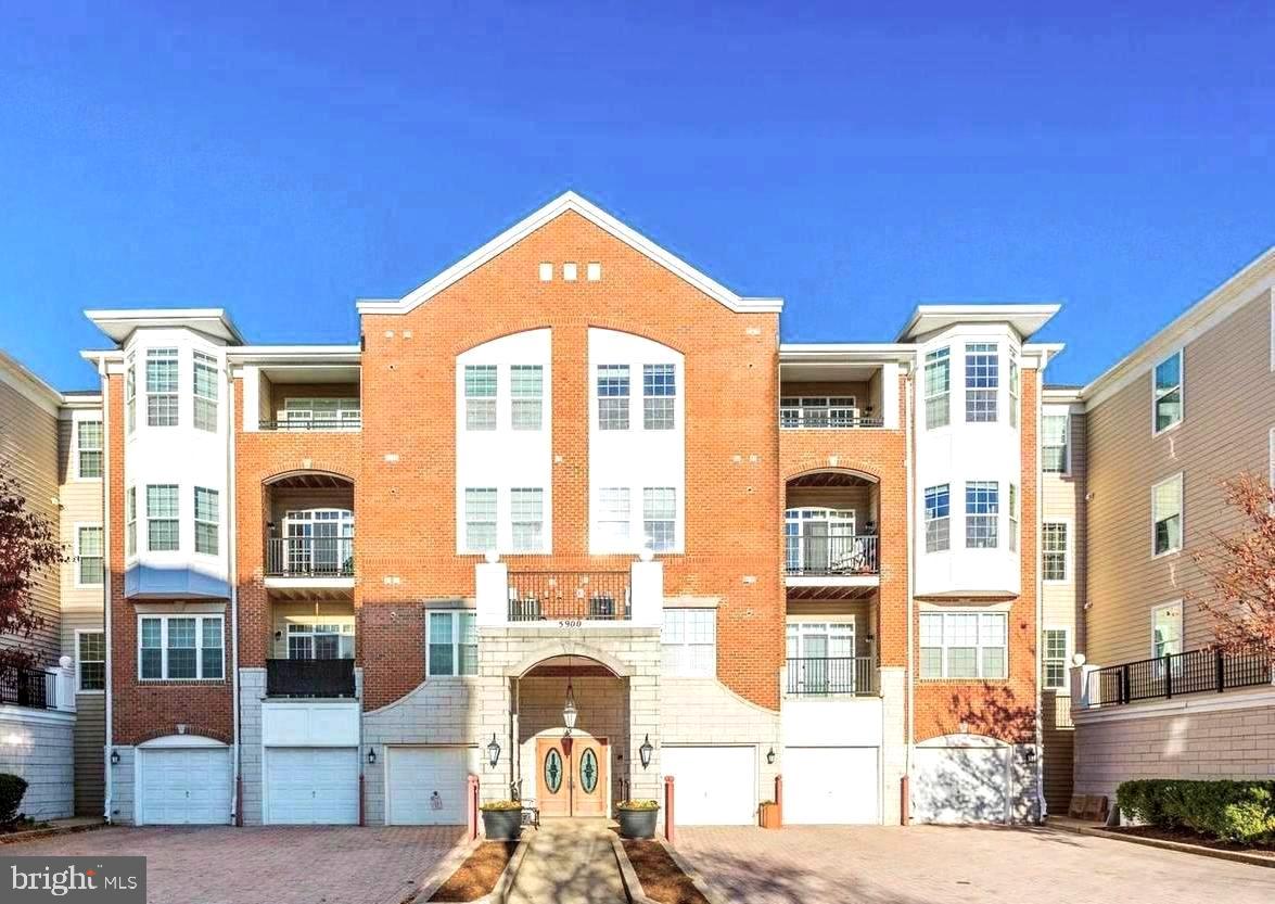 FIELDSTONE AT RIVER HILL - Residential