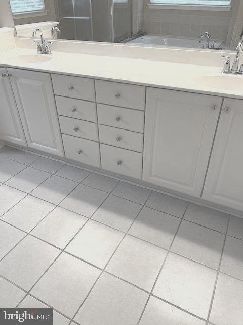 FIELDSTONE AT RIVER HILL - Residential