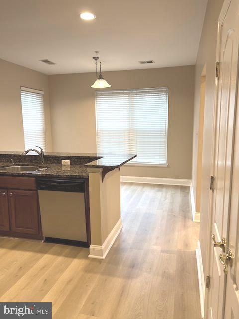 FIELDSTONE AT RIVER HILL - Residential