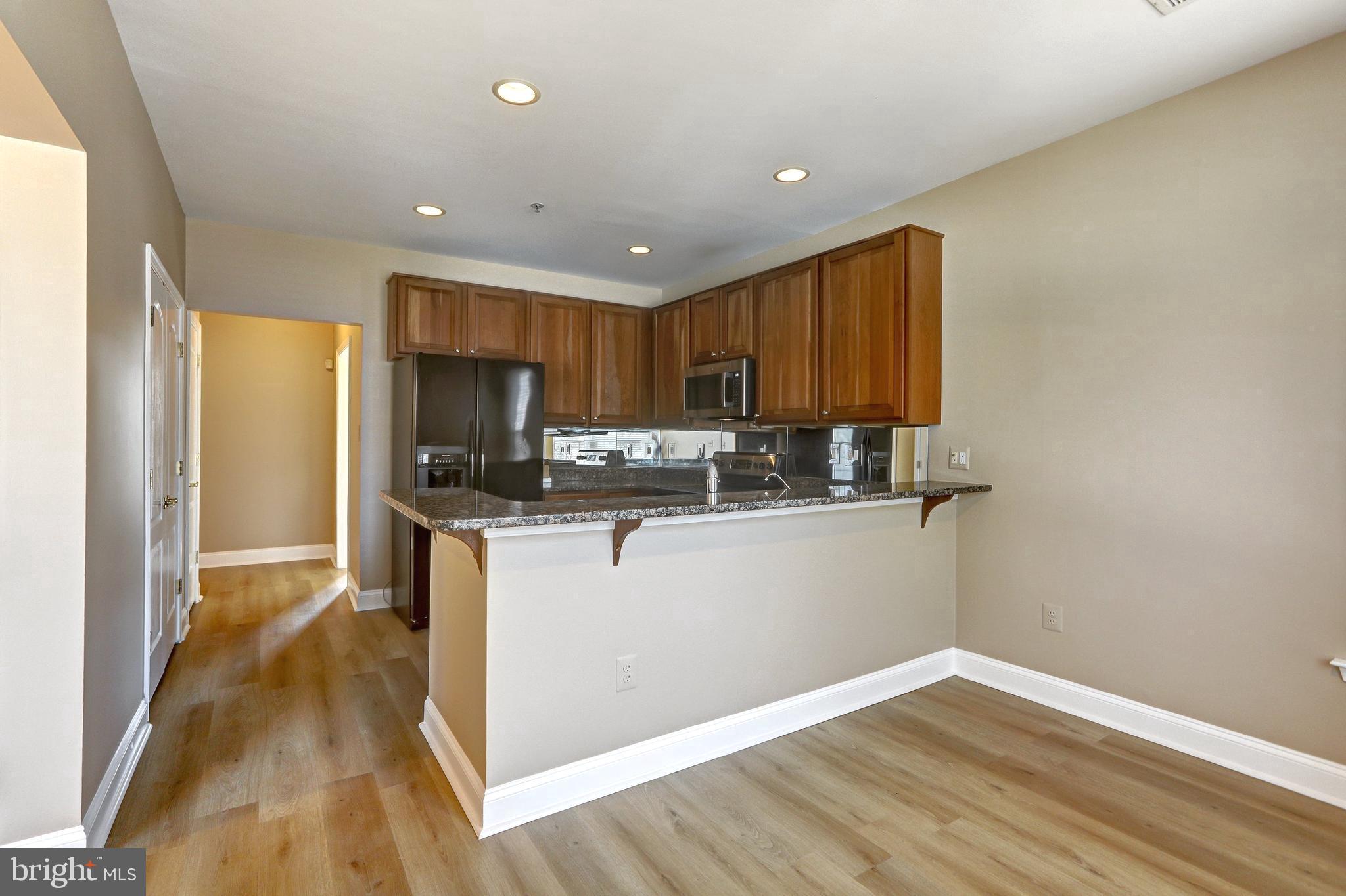 FIELDSTONE AT RIVER HILL - Residential