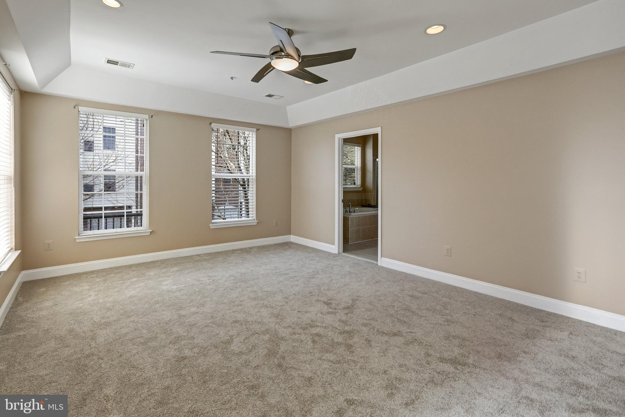 FIELDSTONE AT RIVER HILL - Residential