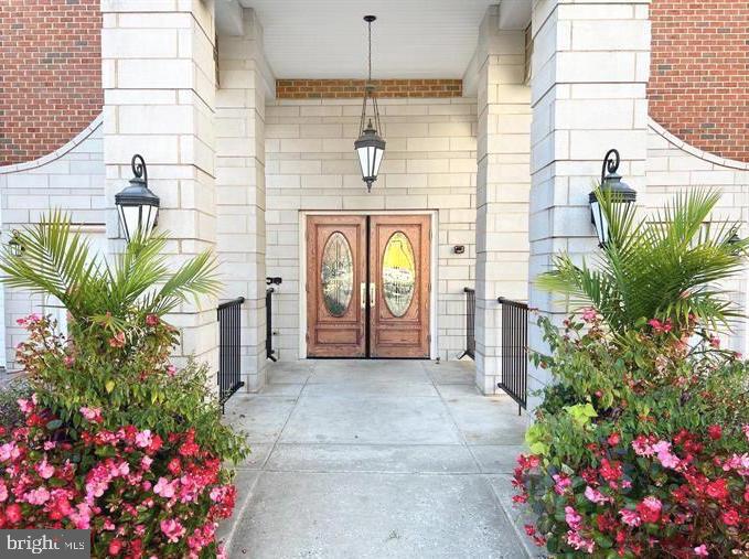 FIELDSTONE AT RIVER HILL - Residential