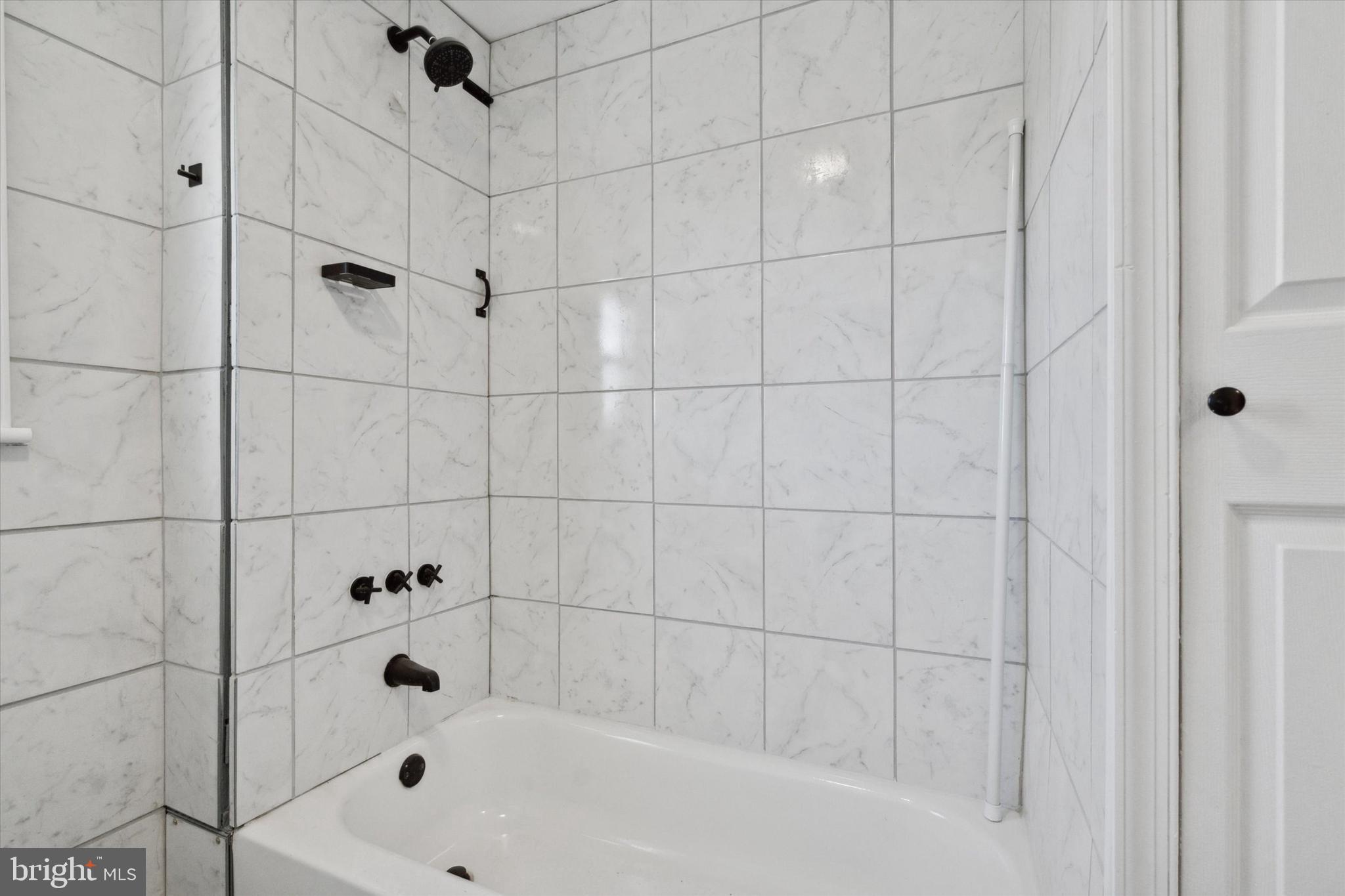 FOX CHASE - Residential