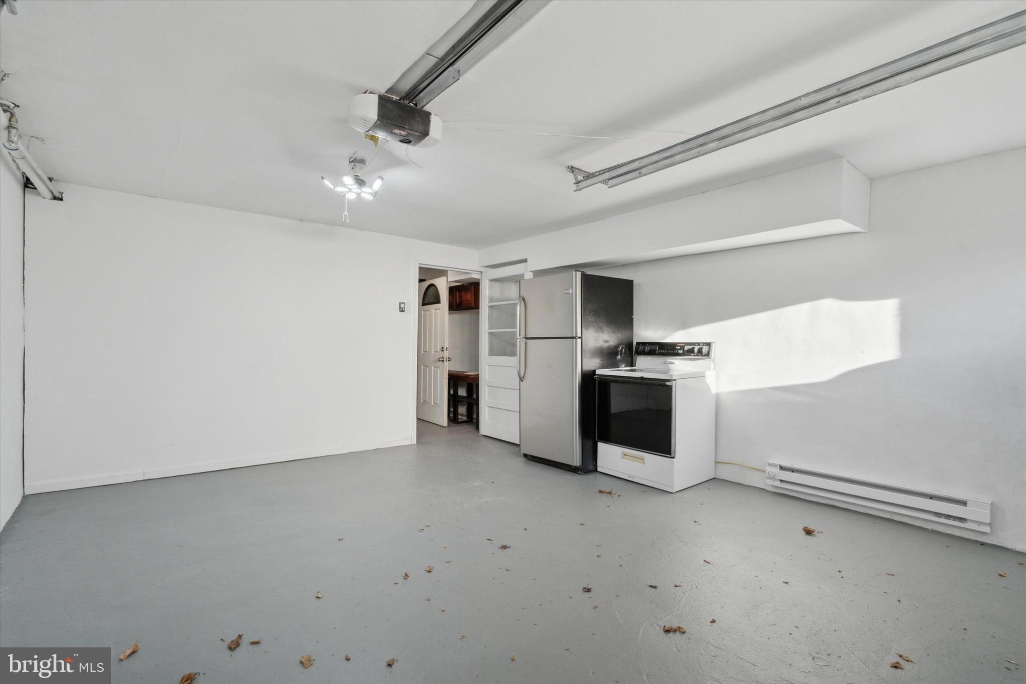 FOX CHASE - Residential