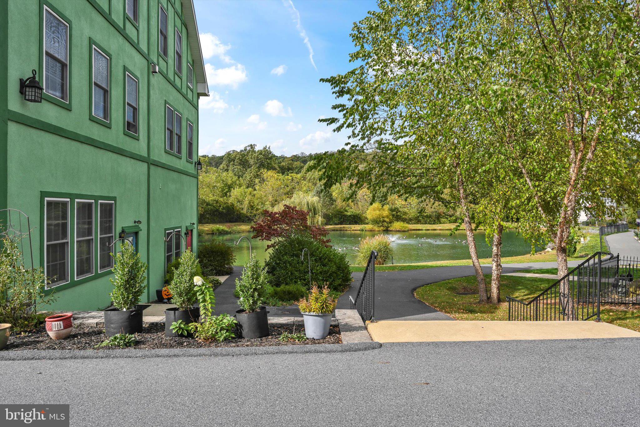 43 BISSENDEN WAY