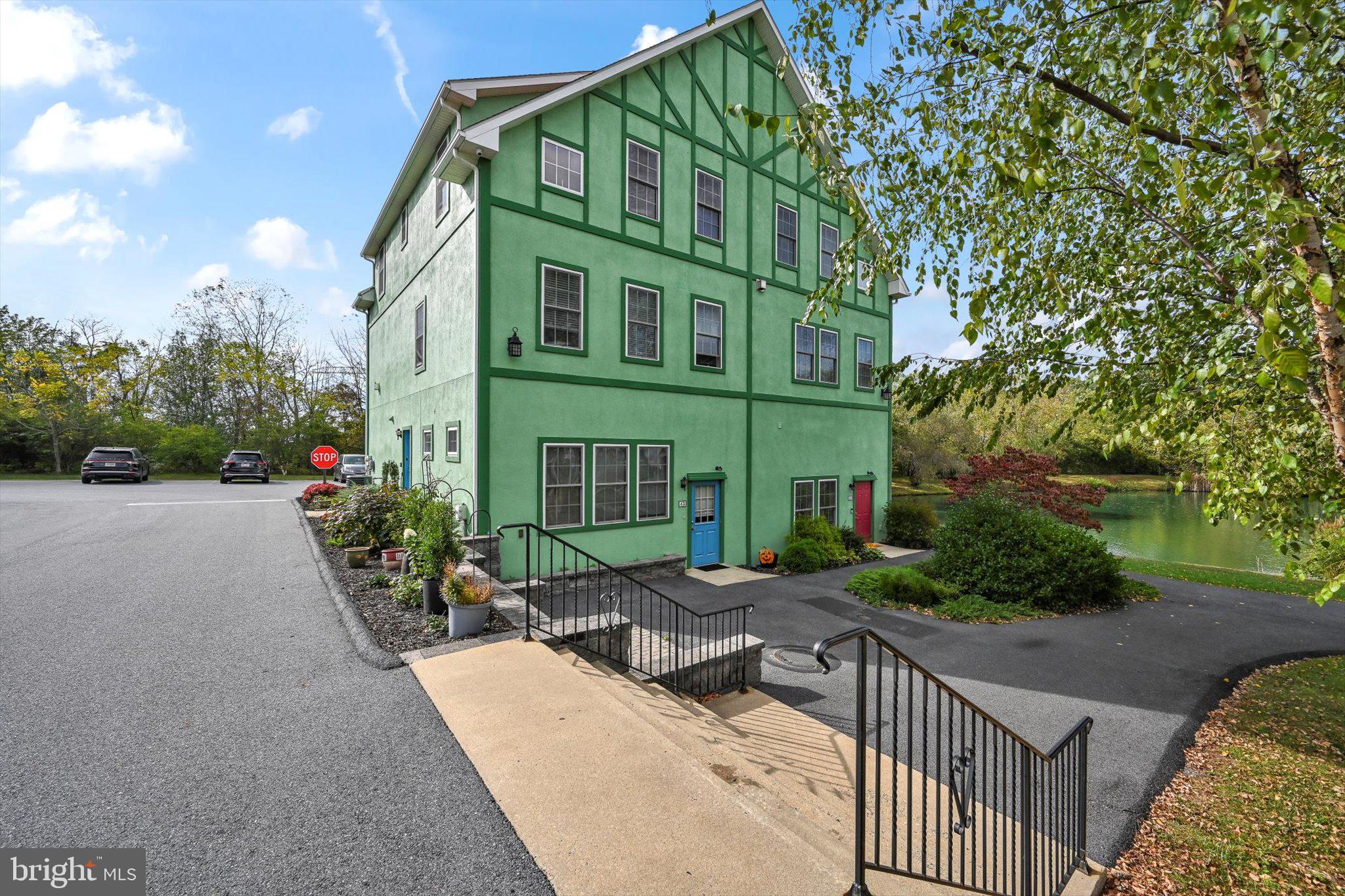 43 BISSENDEN WAY