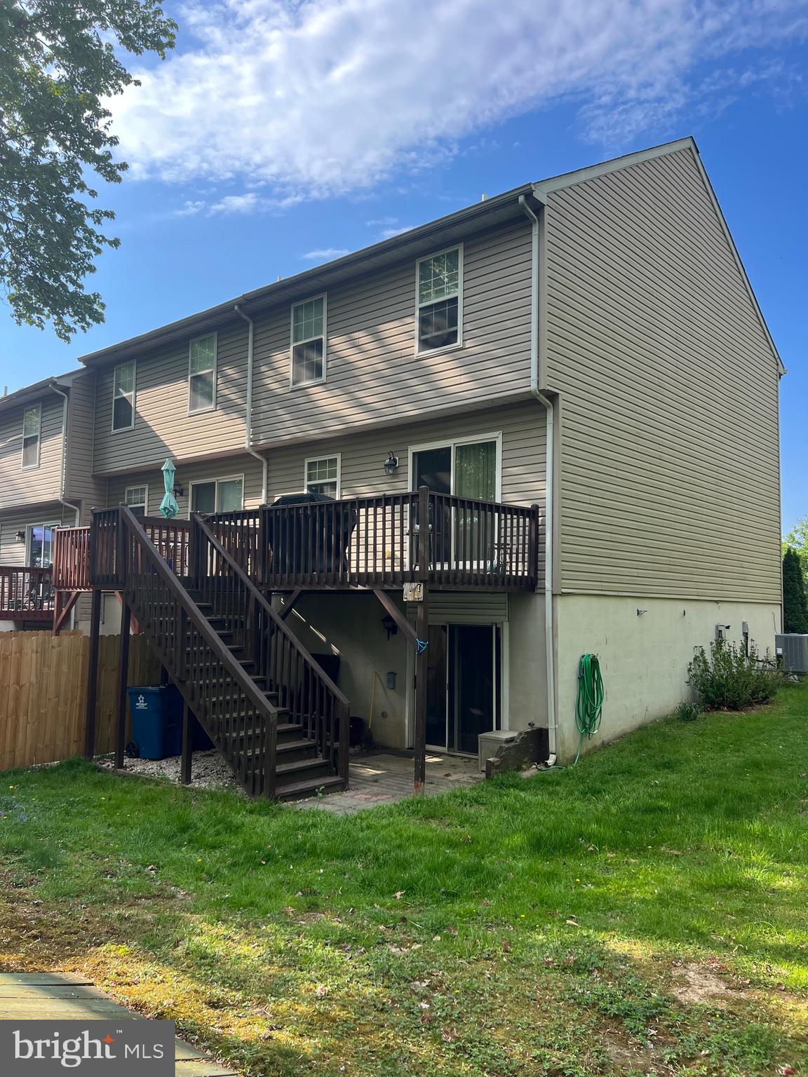 DUCK HARBOUR - Residential