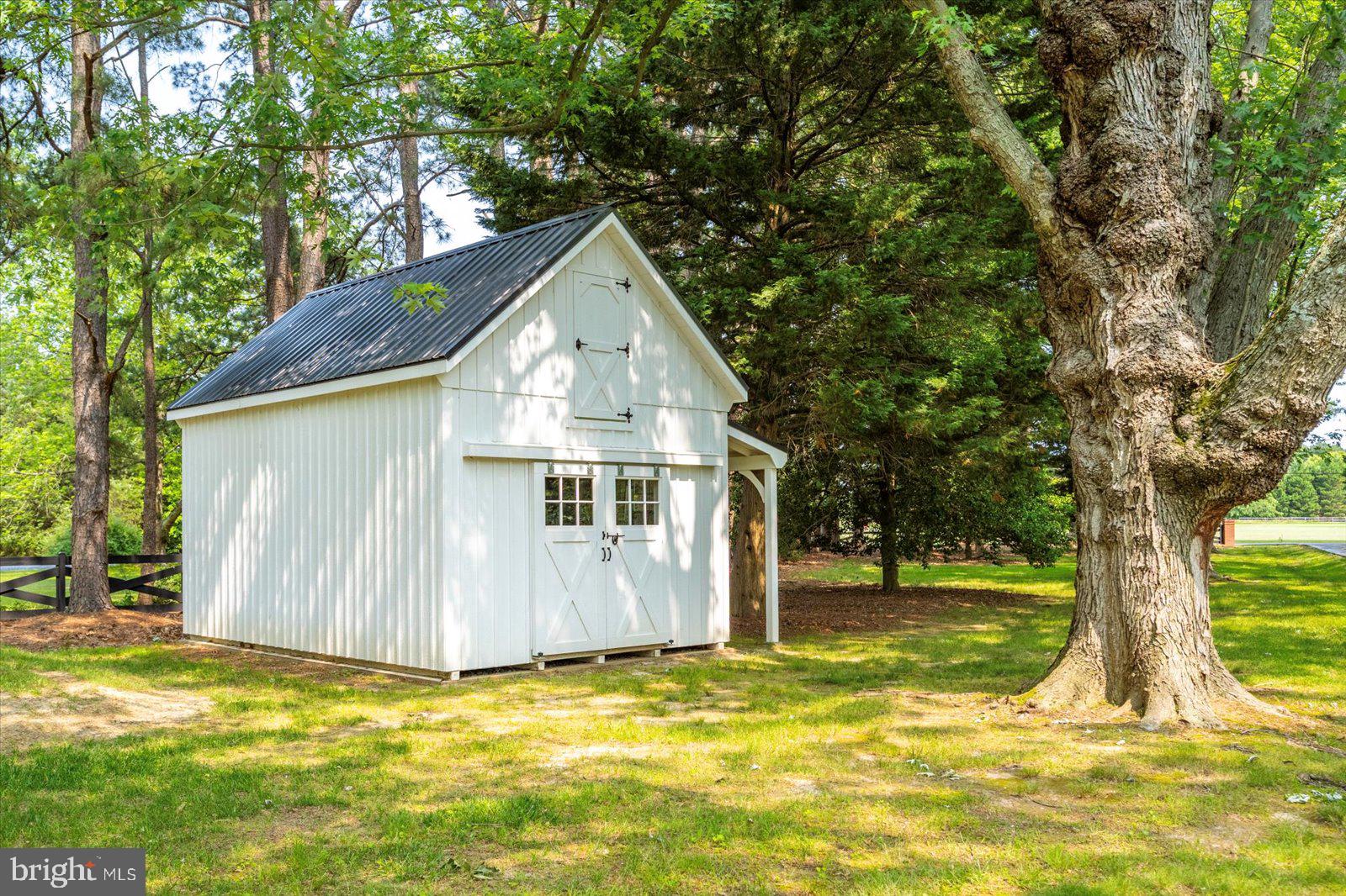 MOUNT PLEASANT - Residential