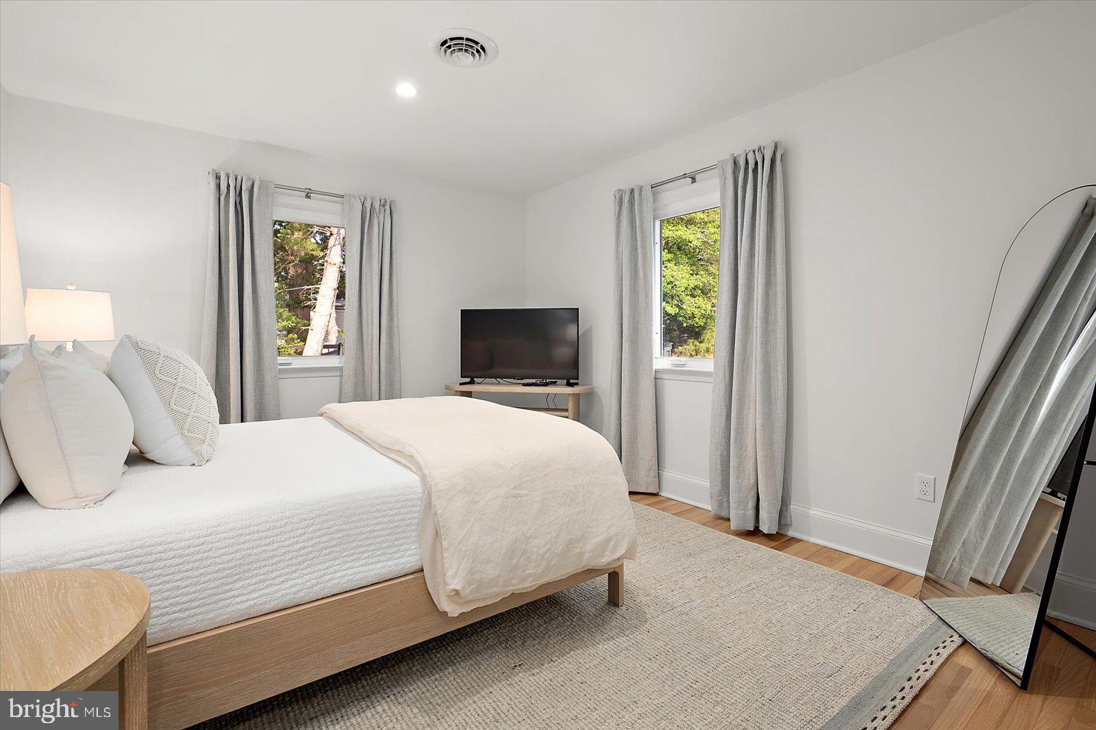 MOUNT PLEASANT - Residential