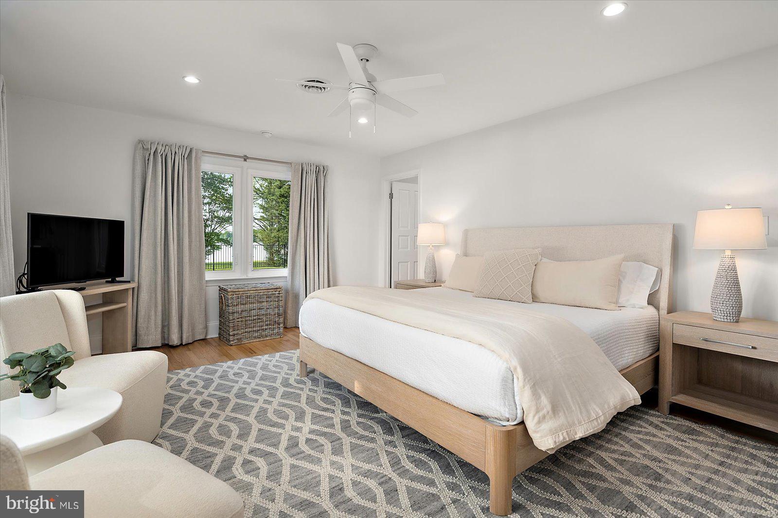 MOUNT PLEASANT - Residential