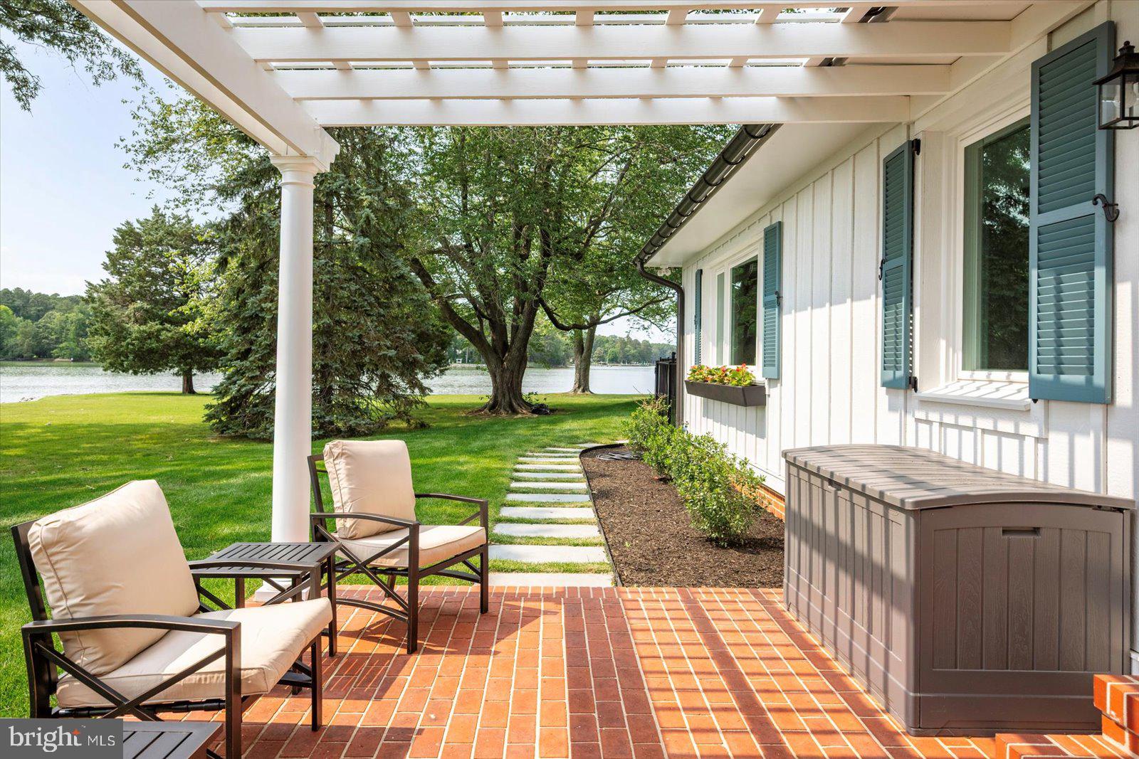 MOUNT PLEASANT - Residential