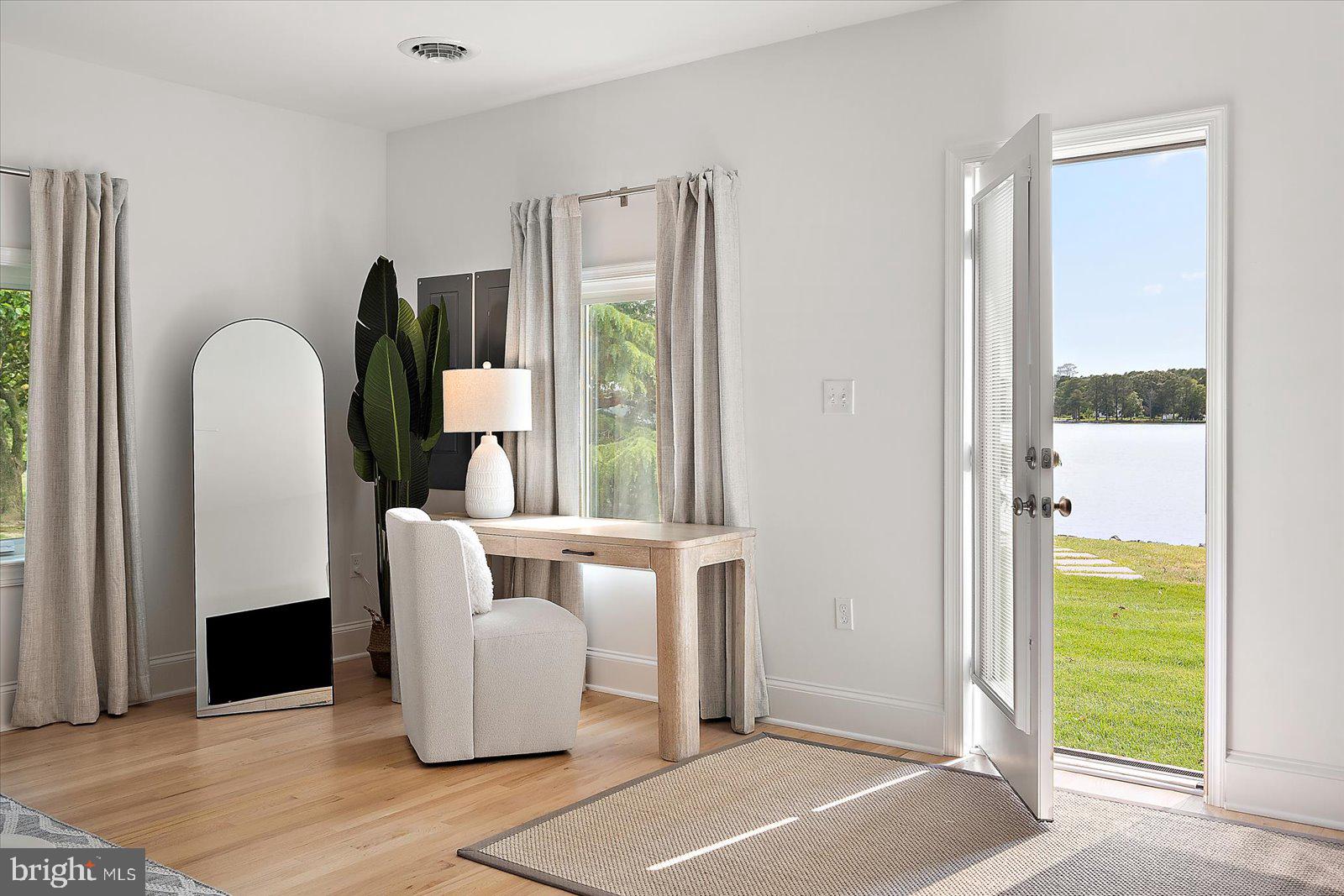 MOUNT PLEASANT - Residential