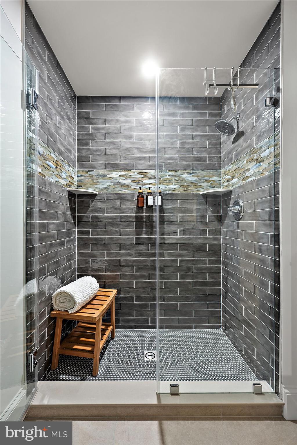 MOUNT PLEASANT - Residential