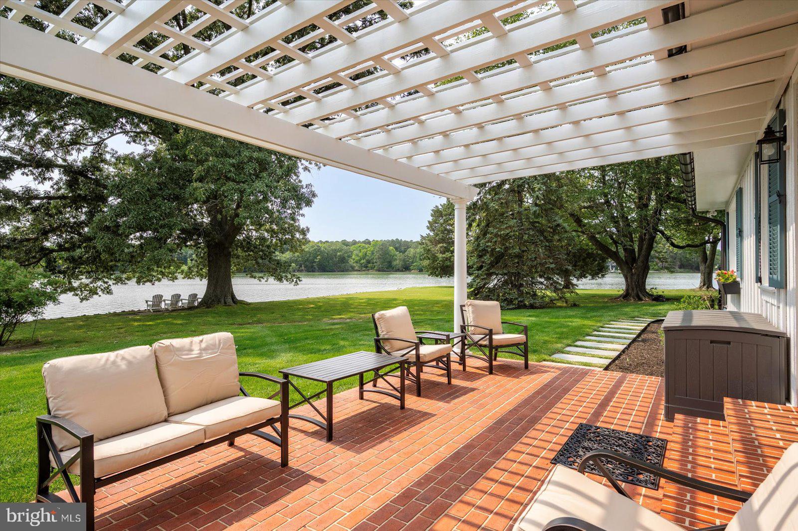 MOUNT PLEASANT - Residential