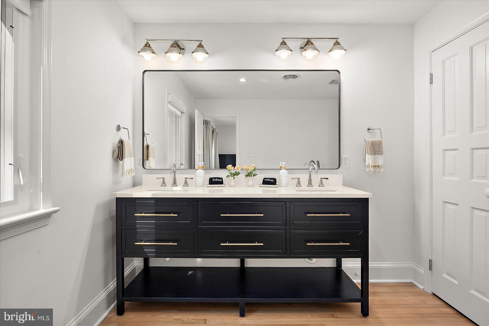 MOUNT PLEASANT - Residential