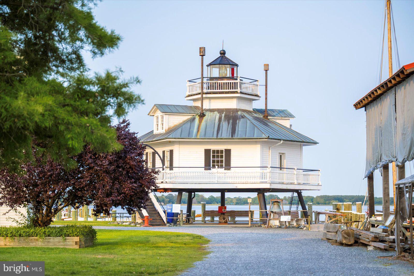 MOUNT PLEASANT - Residential