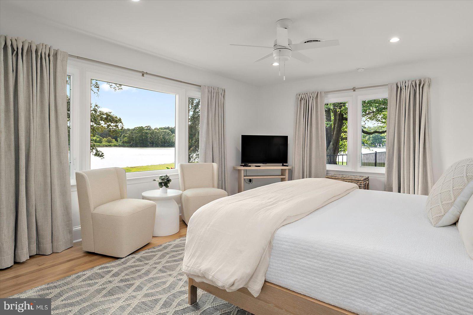 MOUNT PLEASANT - Residential