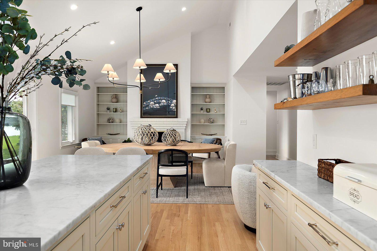 MOUNT PLEASANT - Residential