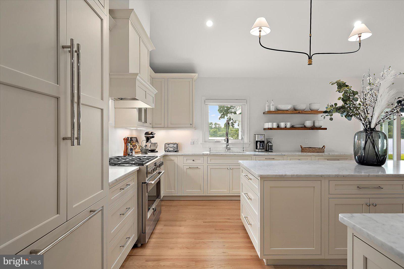 MOUNT PLEASANT - Residential