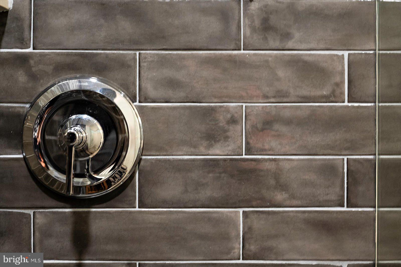 MOUNT PLEASANT - Residential