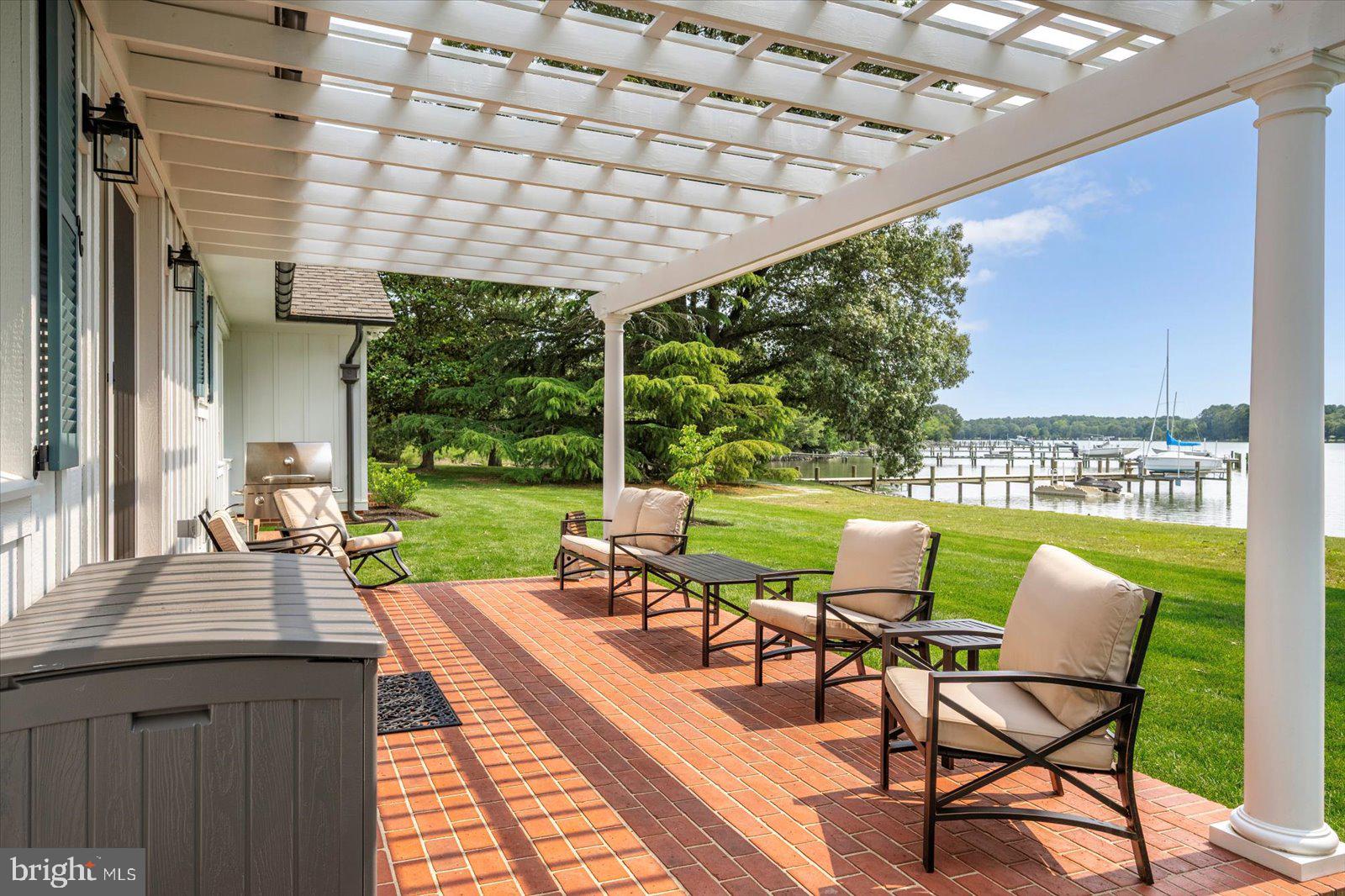 MOUNT PLEASANT - Residential