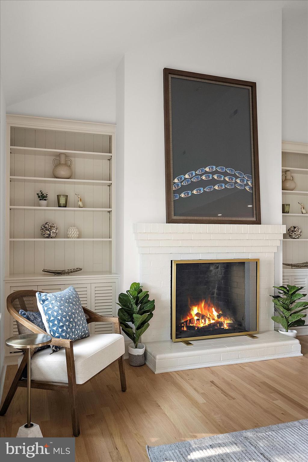 MOUNT PLEASANT - Residential