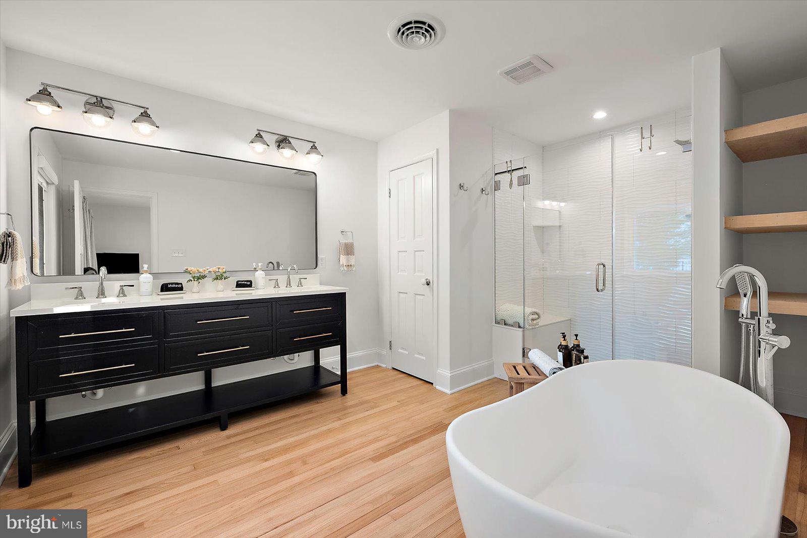 MOUNT PLEASANT - Residential