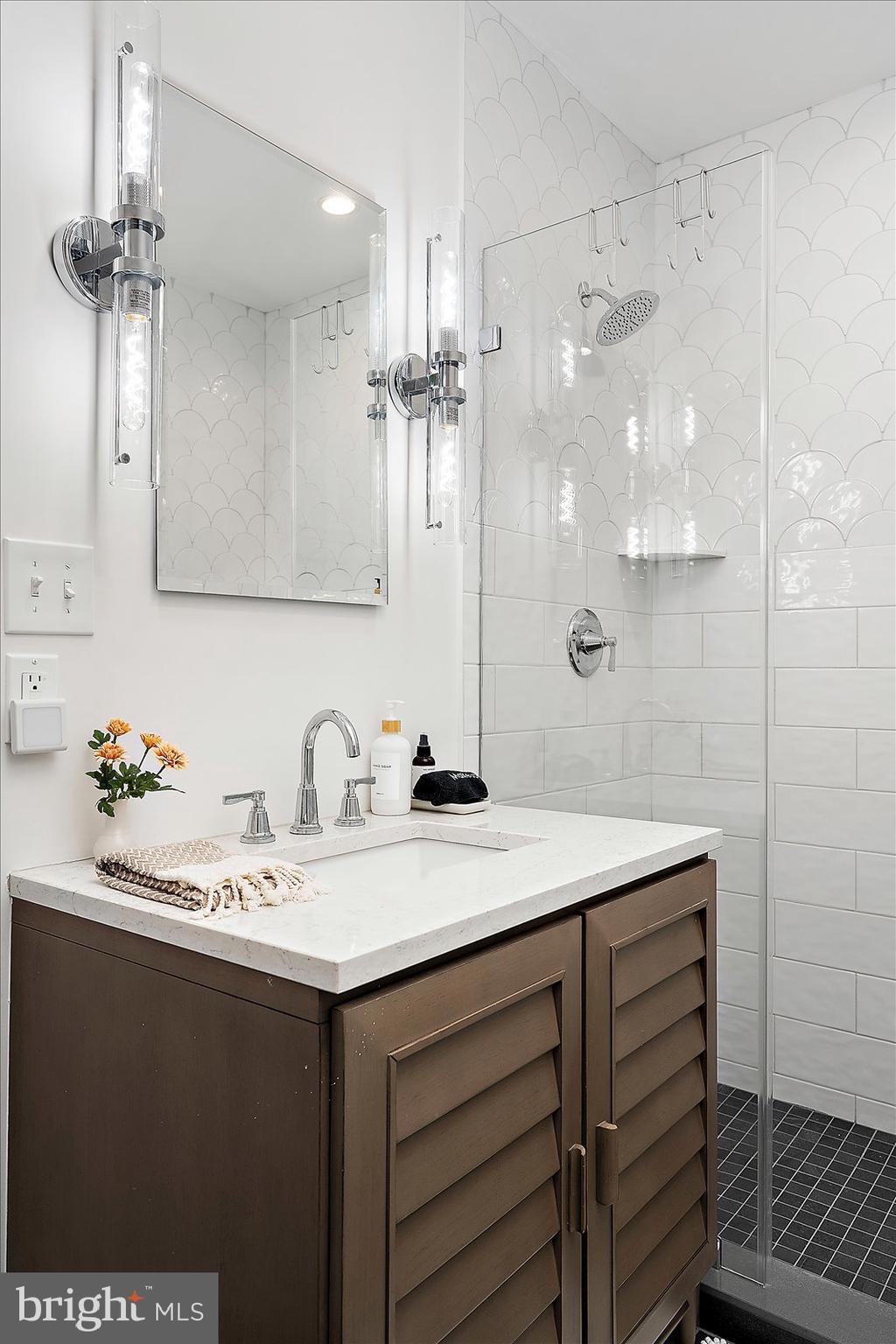 MOUNT PLEASANT - Residential