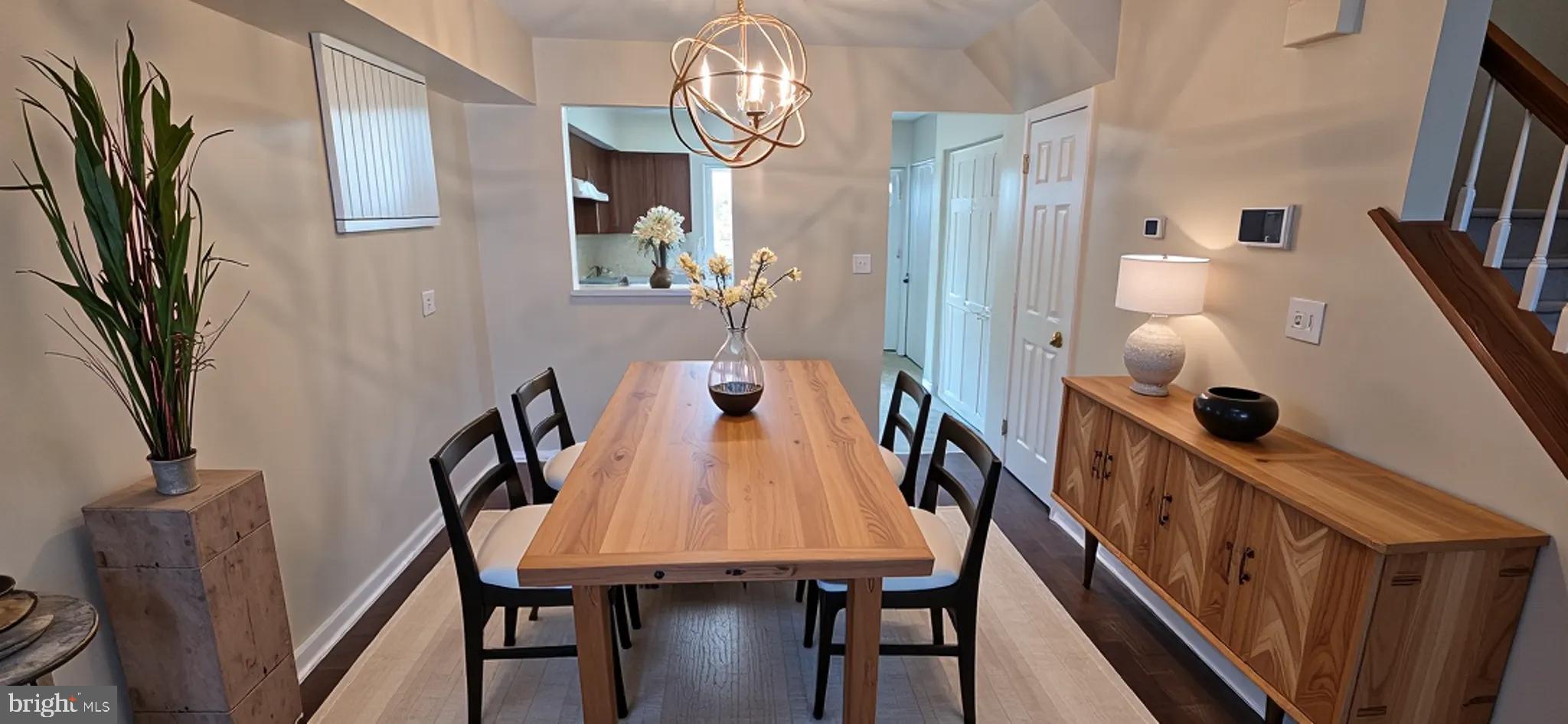 2100 YOUNG STREET SE