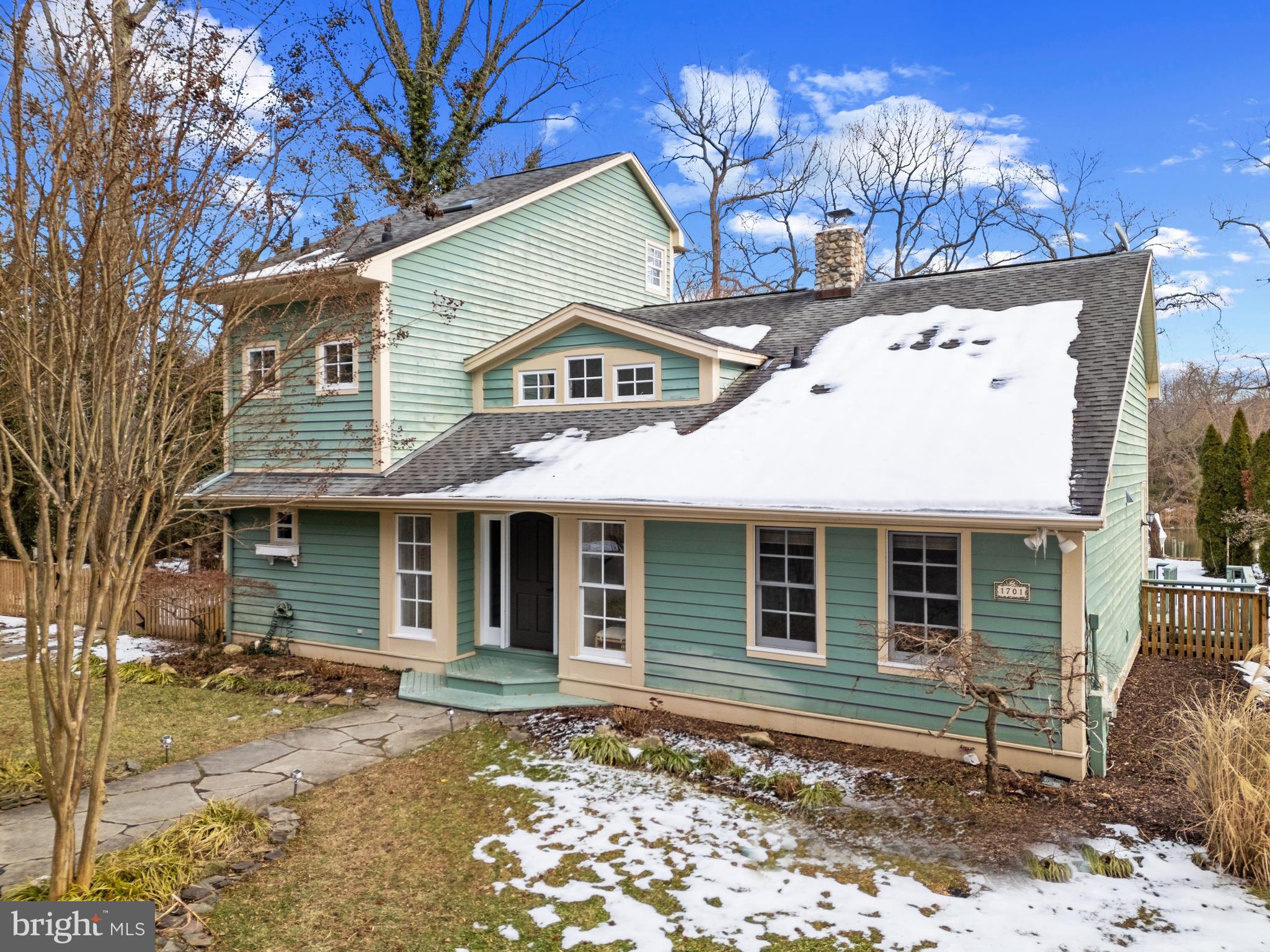 MEREDITH HOMES - Residential