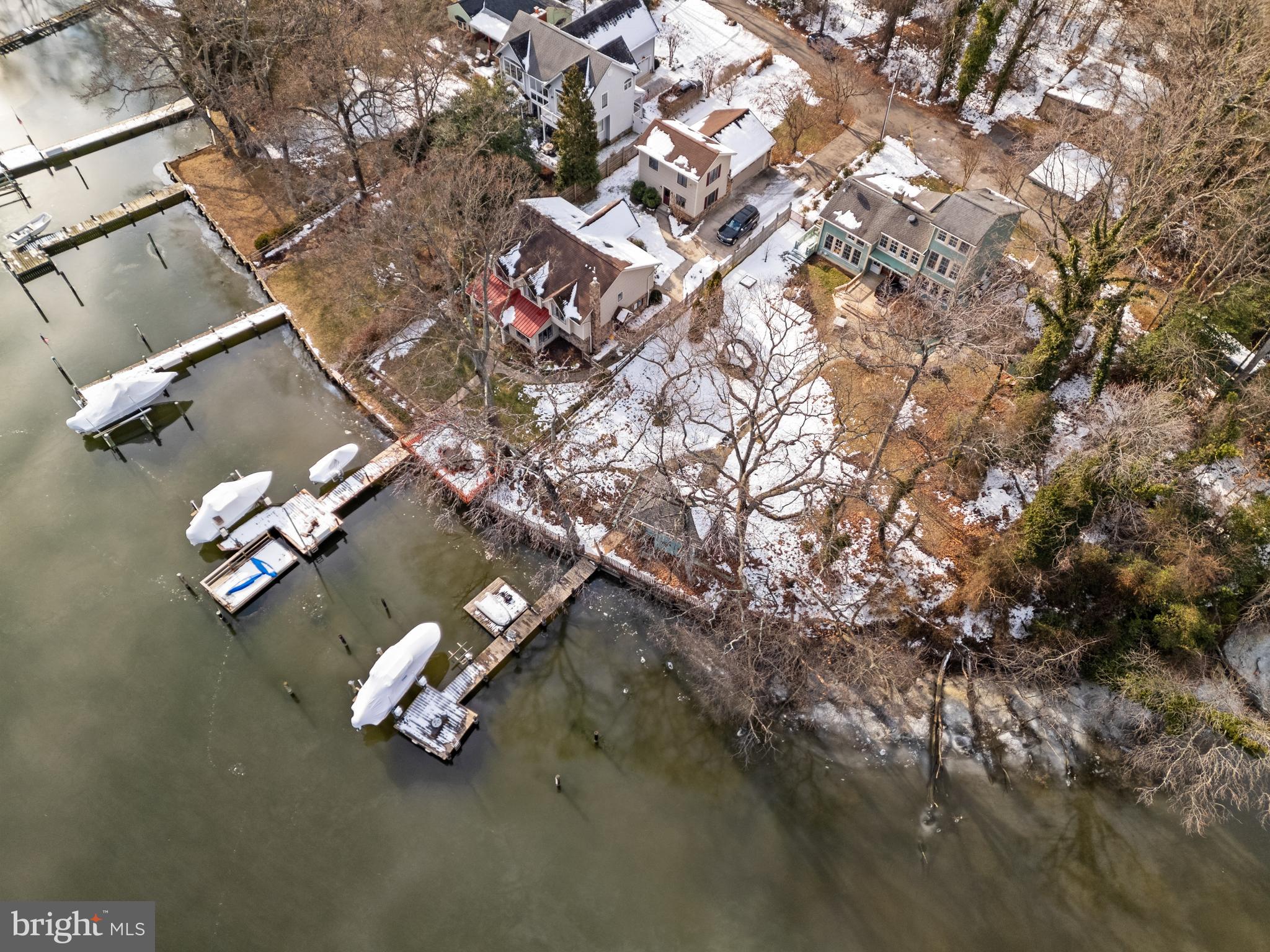 MEREDITH HOMES - Residential