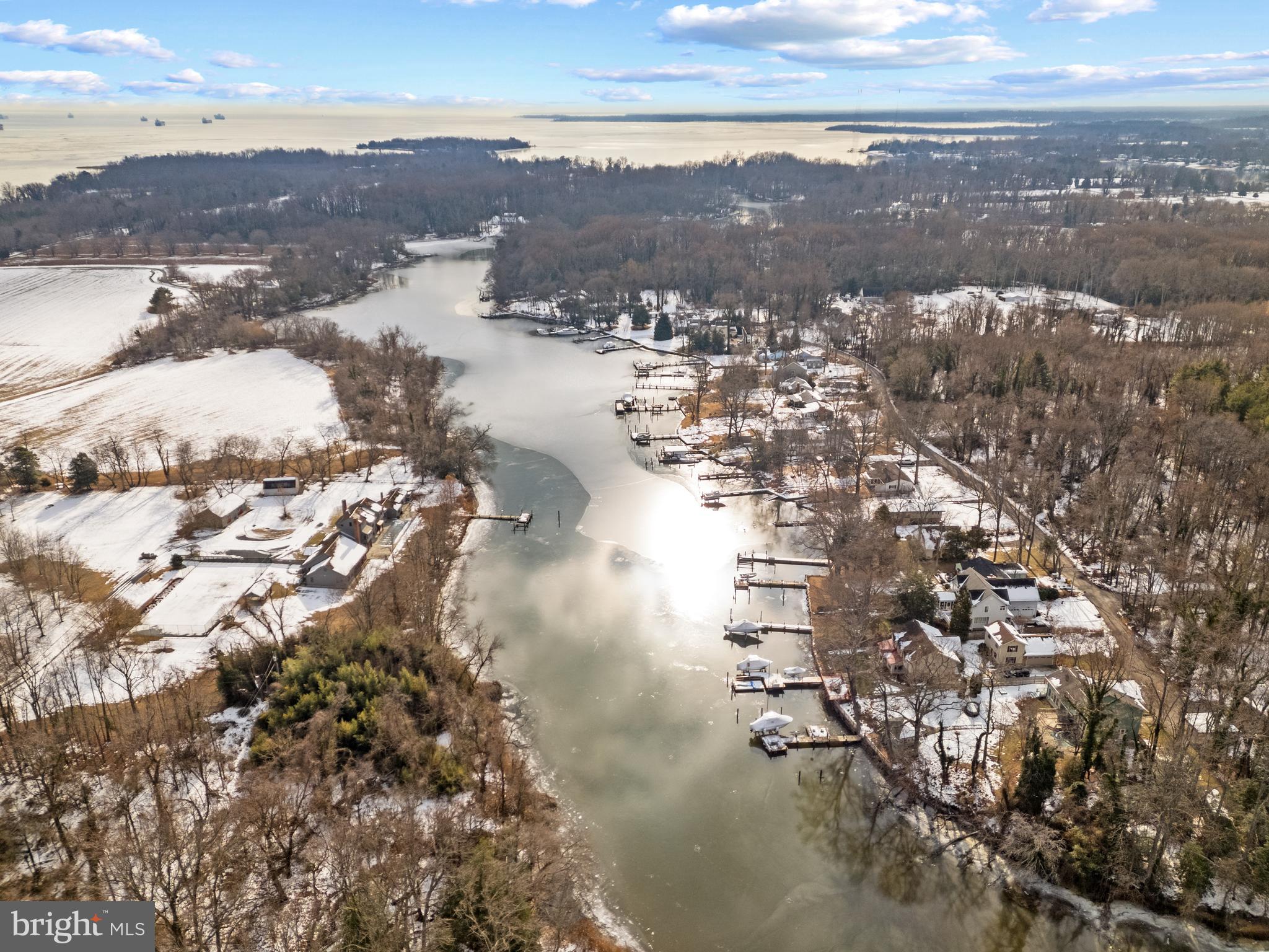 MEREDITH HOMES - Residential