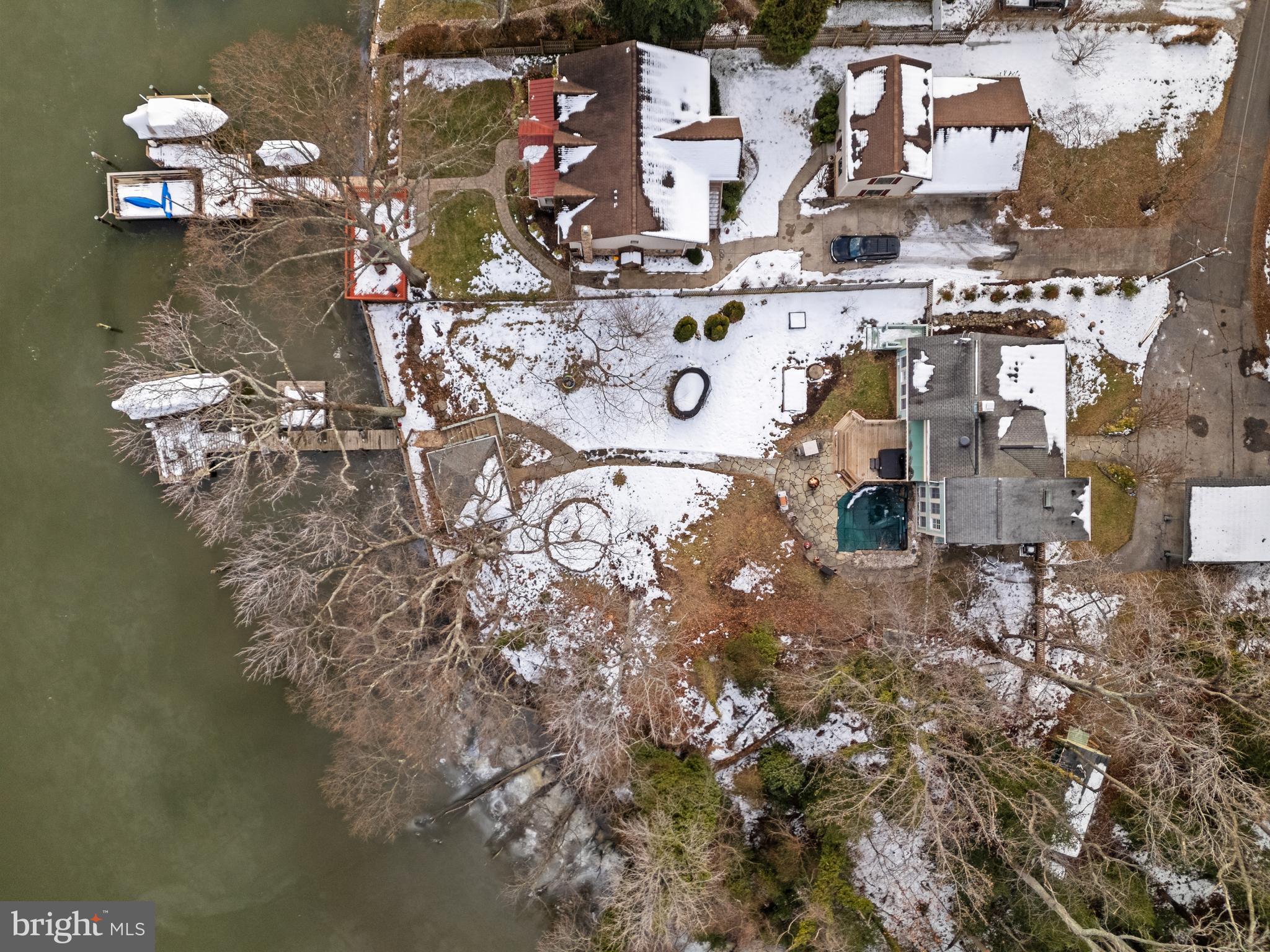 MEREDITH HOMES - Residential