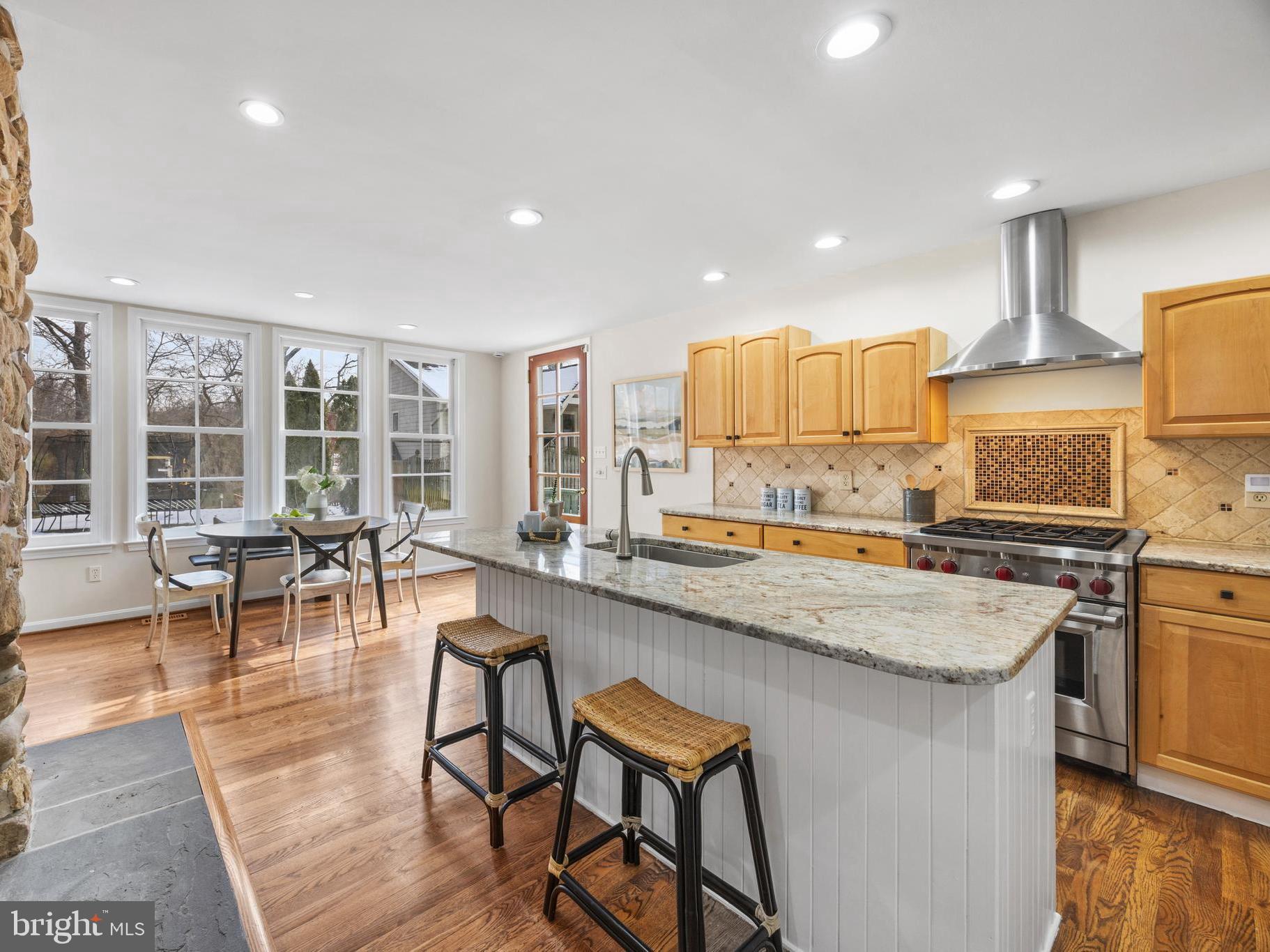 MEREDITH HOMES - Residential