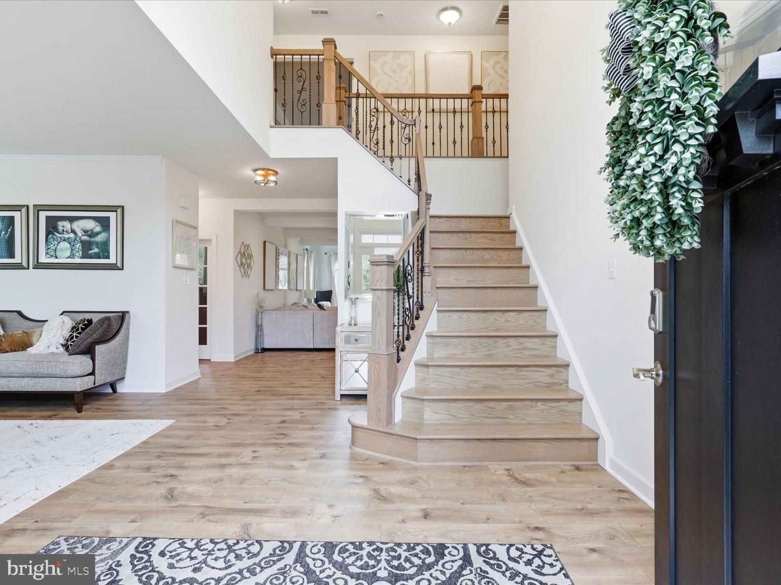 102 DOLITTLE FARM RD