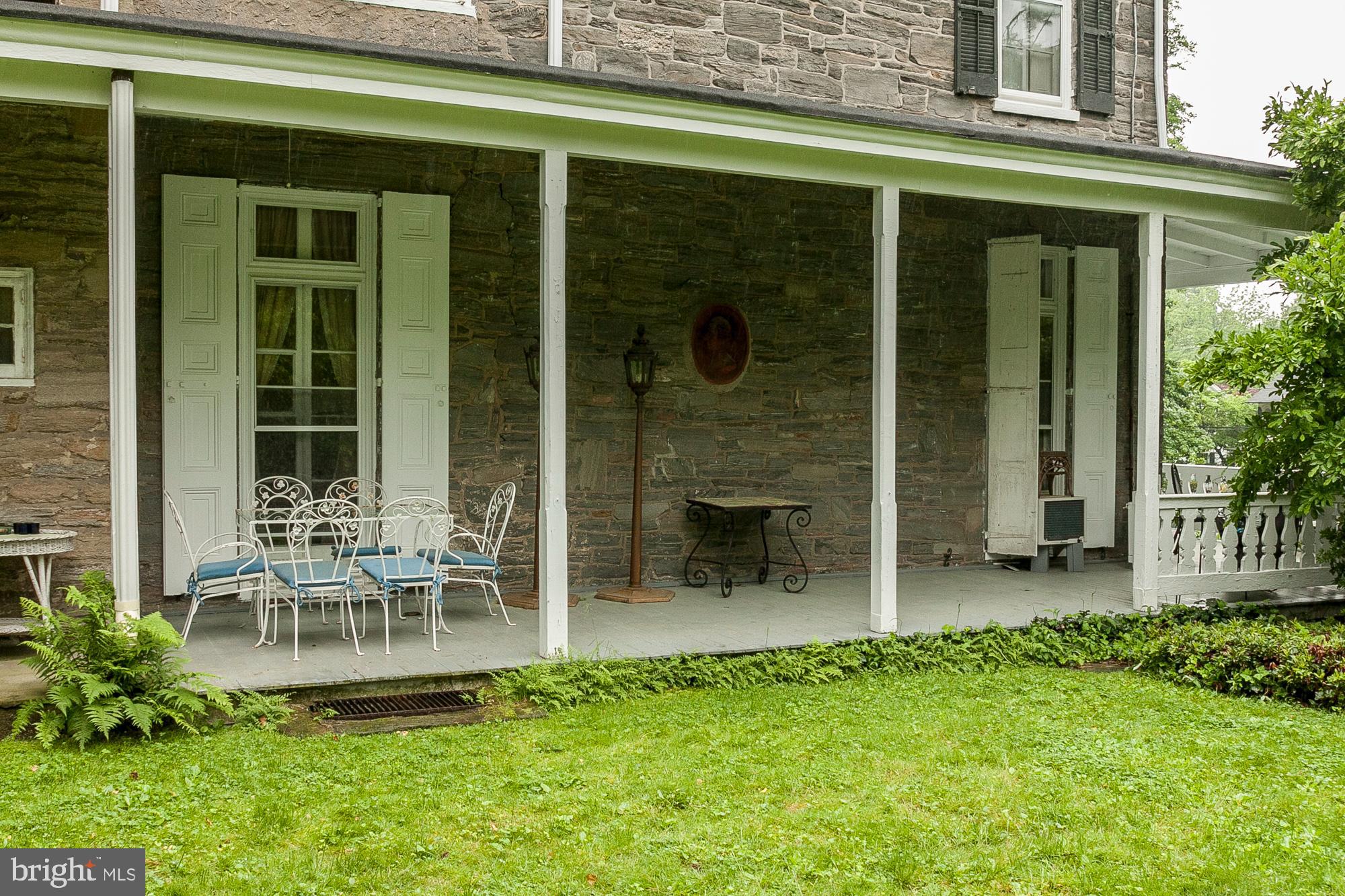 CHESTNUT HILL - Commercial Sale