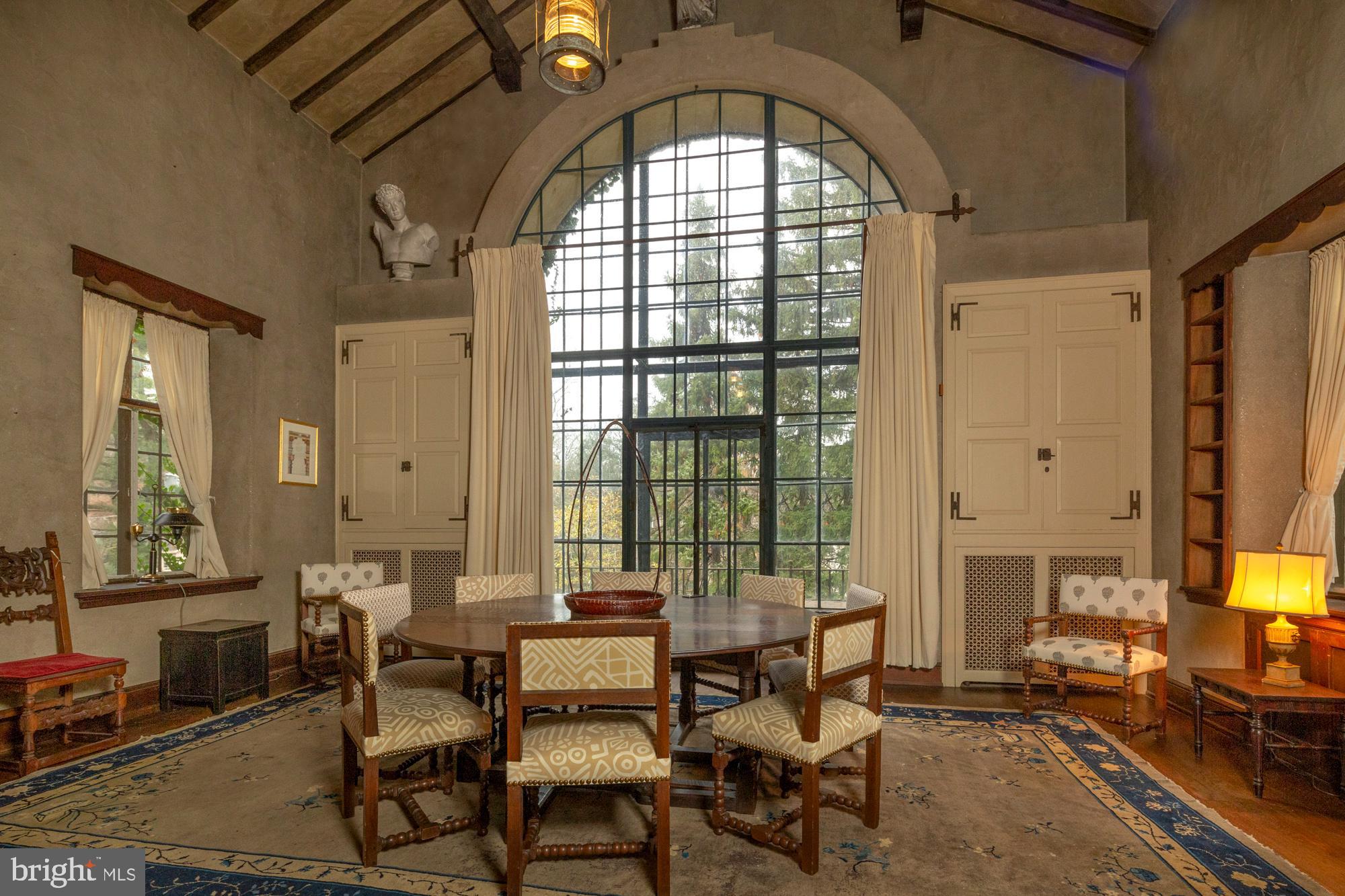 CHESTNUT HILL - Commercial Sale