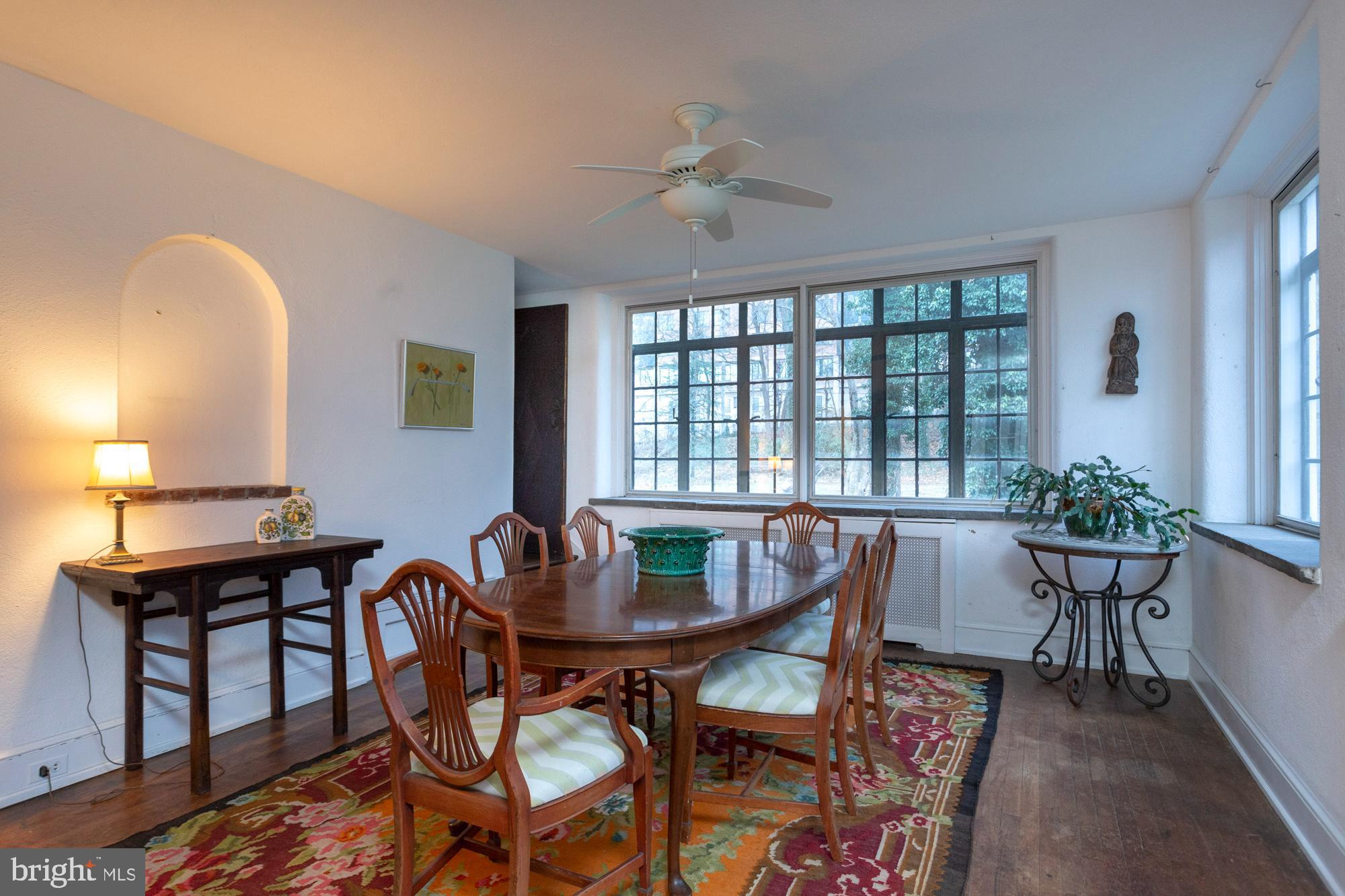 CHESTNUT HILL - Commercial Sale