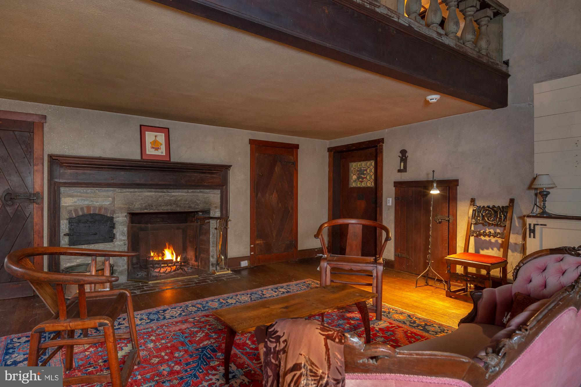 CHESTNUT HILL - Commercial Sale